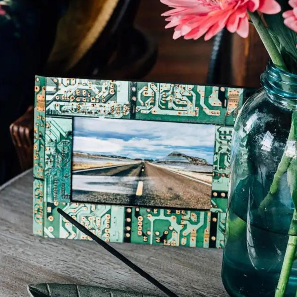 Great Gifts for All Techies – Bytes && Pieces